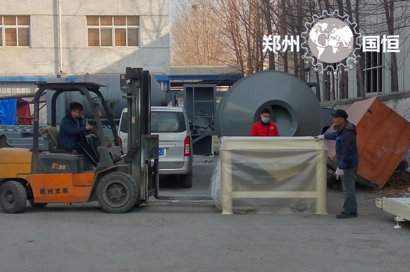 南非客戶干粉砂漿設備發(fā)貨