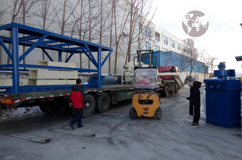 發(fā)往江蘇泰州保溫砂漿生產線